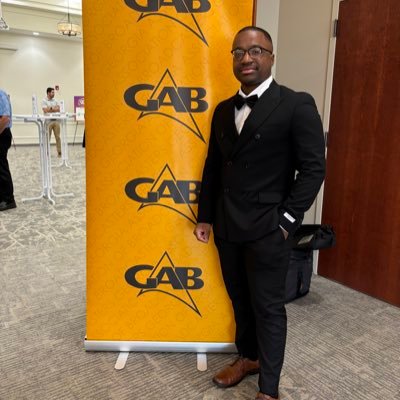 News Anchor for WNKY | News story ideas? Email: Reese.Furlow@WNKY.com @uwf alum Unfortunate A.Z. Cardinals and N.Y. Mets fan
