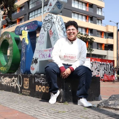 Un chien andalouse. ella/ él Profesional en Ciencia Política y Gobierno. Mg. en Política Social. ✨Activista menstrual en @endocolombia 🩸