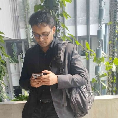 Asxceif's profile picture. ugh