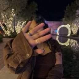 NurthalYbBRb5's profile picture. 