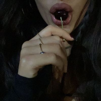 sosoares_m's profile picture. 