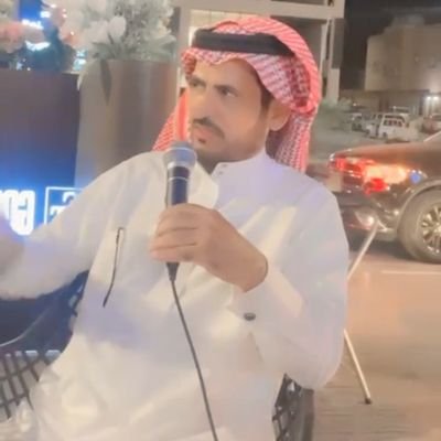 فلسفة الأدب والبلاغة والنقد الحديث
مهتم بالدراسات النقديةالحديثة .
