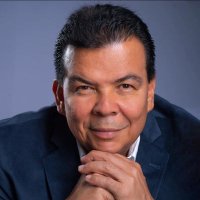 Roberto Ortiz (@robertoortizu) 's Twitter Profile Photo Roberto Ortiz (@robertoortizu) 's Twitter Profile Photo