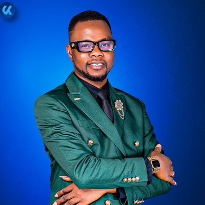 God's Kingdom Super Star, Songwriter, Music Coach/Director, Producer, Multi instrumentalist
Stream my new music here 👉https://t.co/PELXibJwtM