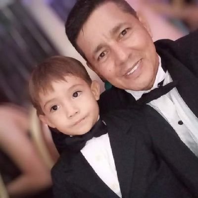 jorgemromero's profile picture. Papá de Alejandro