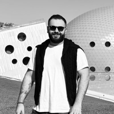 Architect | Environment Artist https://t.co/qg3GvfnTCY #NFTNYC2024