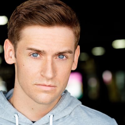 Actor, living in LA always striving for bigger things!