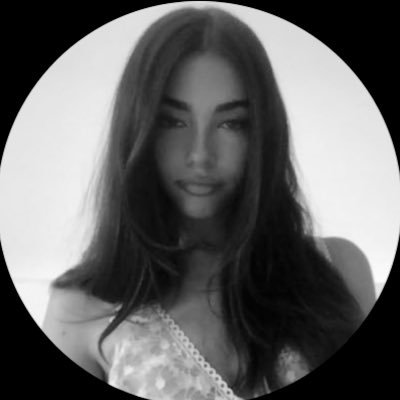 defaultsofia's profile picture. the world is mad and they say I’m the crazy one, so I just stay numb and carry on…