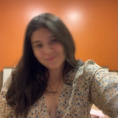 karenandreacd's profile picture. 