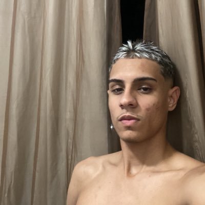 _jh021's profile picture. 