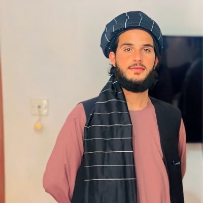زه پرمخ دهرې هغې خپېړې درد احساسوم،👉🏻 چی دې نړۍ کې مسلمان پړې وهل کېژي.👉🏻