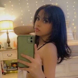 FunsizeTilly's profile picture. I’m 🇵🇷🇮🇹mix  : 😉 adult content creator hmu if your interested in buying iykyk 📸DM fee $10