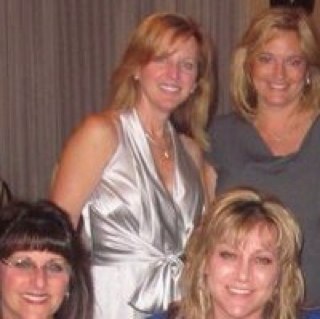 Colleen0718's profile picture. Love is the only way to live - Wife, mom and grandmother ❤️ 🇺🇸