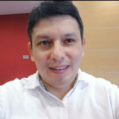 Arequipeño Administrador de Empresas.. Cojudigno, caviar, derechista, liberal, lo que tú quieras; etc Jamás fujiaprista!!