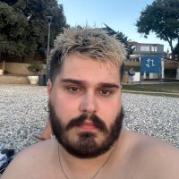 c (@chrlkbrd) 's Twitter Profile Photo c (@chrlkbrd) 's Twitter Profile Photo