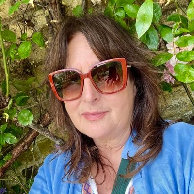 leonard_aideen's profile picture. Lover of nature, music, art, poetry, and all that is sublime.