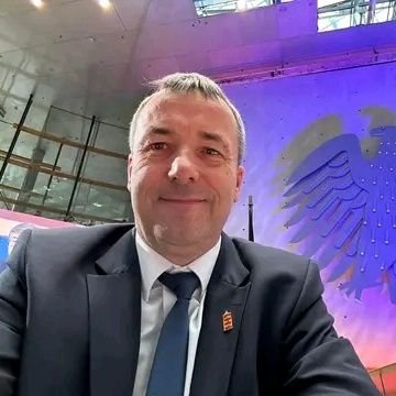 kelvinhebe1424's profile picture. I'm a honest and lovely man with a lovely son