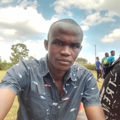 Am a person who loves sports and most of my engagements are about football
