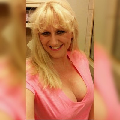 Curvaceous MILF/Cougar Reality XXX Porn https://t.co/2LGEDMak16 https://t.co/7SOf2Tn2Xj https://t.co/y2WF5IyBbq