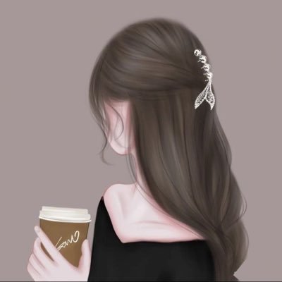 Aisyrose23's profile picture. 