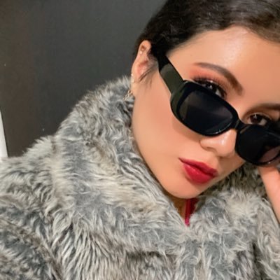 evelynbrmz's profile picture. 