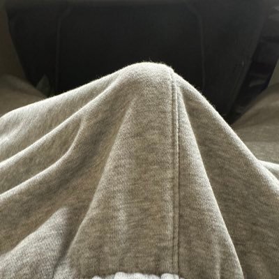 feragamo15's profile picture. 体の疲れほぐします/整体/指圧/クンニ/性欲発散/身体の疲れを癒します、お好みで性欲も満たせます、そんな貴方の為に。宮城#女風,#性感,#裏垢,#痴漢,#指圧,#整体,#揉みほぐし