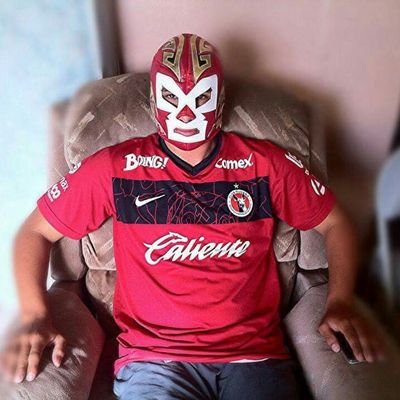 Sinaloense y Tijuanense!
Hincha del Club Tijuana y del
Real Madrid
#HalaMadrid #FuerzaTijuas