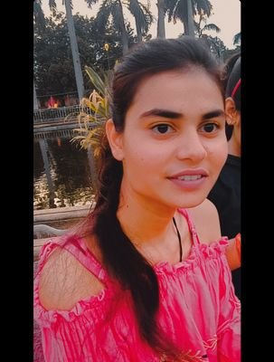 QueenS43692's profile picture. Student