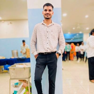 🚩मंगल भवन अमंगल हारी,🚩
🚩धुर्वे दशरथ अचर बिहारी,🚩
🙏राम, सिया राम, सिया राम जय जय राम🙏
