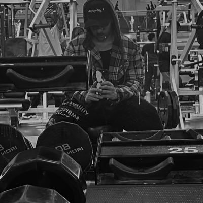 bernecky55's profile picture. I listen to a lot of music//𝔰𝔱𝔞𝔫