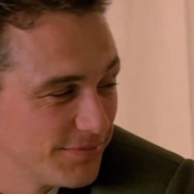 Saudade_111's profile picture. İyi sandığınız insanların çoğu, eline fırsat geçmemiş kötülerdir.