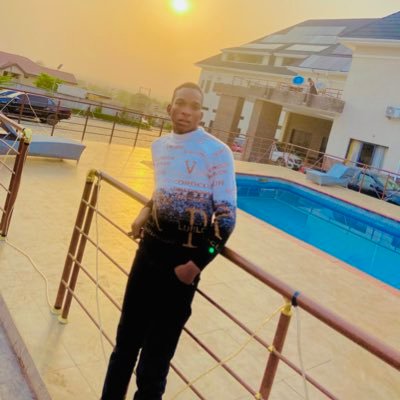 UI/UX Designer 💻 | Med Lab Scientist 🧪 | Football lover ⚽ | Chelsea till I die 💙 | Building clean designs & clear diagnoses 🎯 | Aba 📍