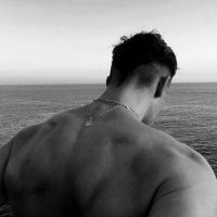 林子 (@linzi445) 's Twitter Profile