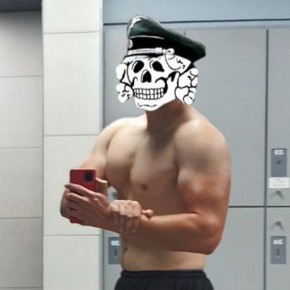 bignic4308's profile picture. NHH