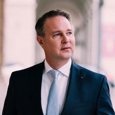 Vizekanzler der Republik Österreich 🇦🇹 | Vorsitzender @spoe_at 🌹|
Österreich wieder auf Kurs bringen.