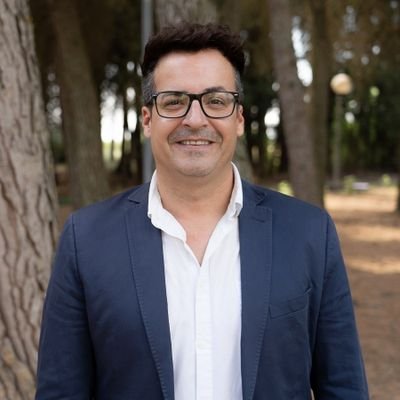 De Lalueza (Huesca)
Concejal en el Ayuntamiento de Lalueza y Consejero de Juventud, Igualdad y Derechos Sociales en la Comarca de Los Monegros