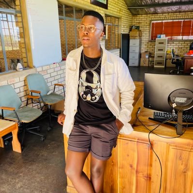 LwaziZayne's profile picture. 