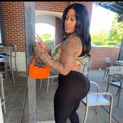 AgyemangB38371's profile picture. Bug dick in the city