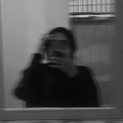 🖤5.11.2002🖤
🖤Family & nursing 🖤
🖤KFS university,level 4🖤🩺
🖤I will stay forever, proud of me🖤
