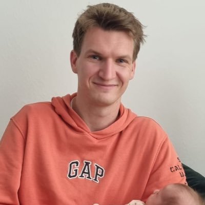 bartvanaalst94's profile picture. Still making the whole place shimmer ✨