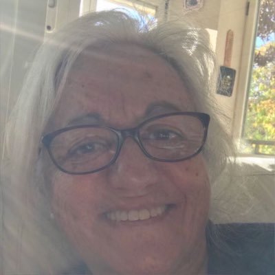 Guadalupe_S_G's profile picture. ❤️💛💜 #PFE #Feminismo #República #Marxismo