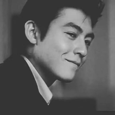 fq4377451's profile picture. Binance🔶打工仔，梦想就是潜伏在币安将来跟CZ合影