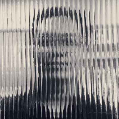 farisrashif's profile picture. —— here & there