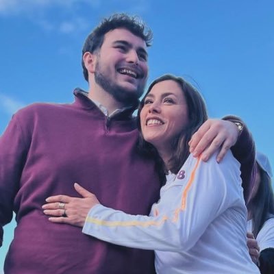 LeoXv03's profile picture. snap: leo_carreras / insta: leo_caarreras