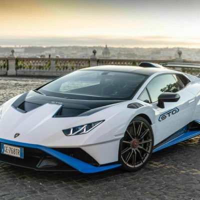 wenlambo50's profile picture. 