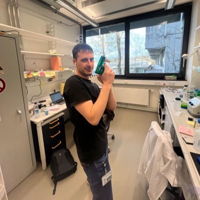 26 🏳️🌈 | PhD Student at @HarbauerL @MPIforBI @ImprsTp | MSc from @uchile | he/él