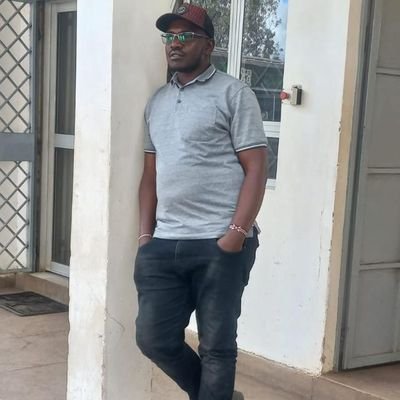 justogega's profile picture. Lucky man