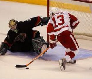 DanglerProbs's profile picture. Dangle, Snipe, & Celly all day