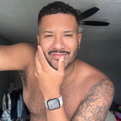 HE/HIM/EL, Black, Latino, & Gay. BLACK LIVES MATTER - PROTECT TRANS LIVES - NO ONE IS ILLEGAL ON STOLEN LAND. Host on @theuspodcast_