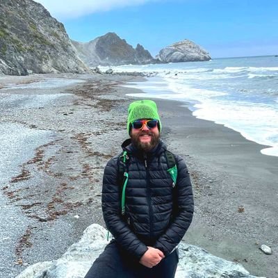 BooneRiddle's profile picture. Passionate proponent of technology solutions. Champion of innovative products. Accomplished account executive. Dog Whisperer.